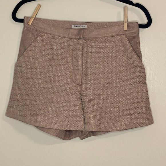 Teatum Jones Quilted Short - Picture 2 of 6